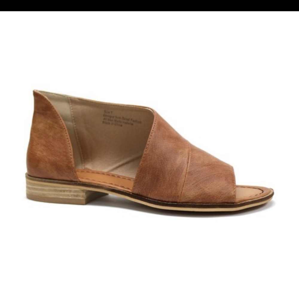 Tan  Side Cutout Bootie